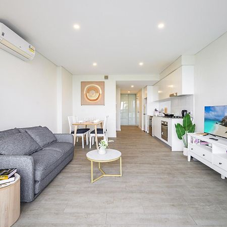 Liverpool Adorable 2Br Apt With Free Parking Warwick Farm Ngoại thất bức ảnh