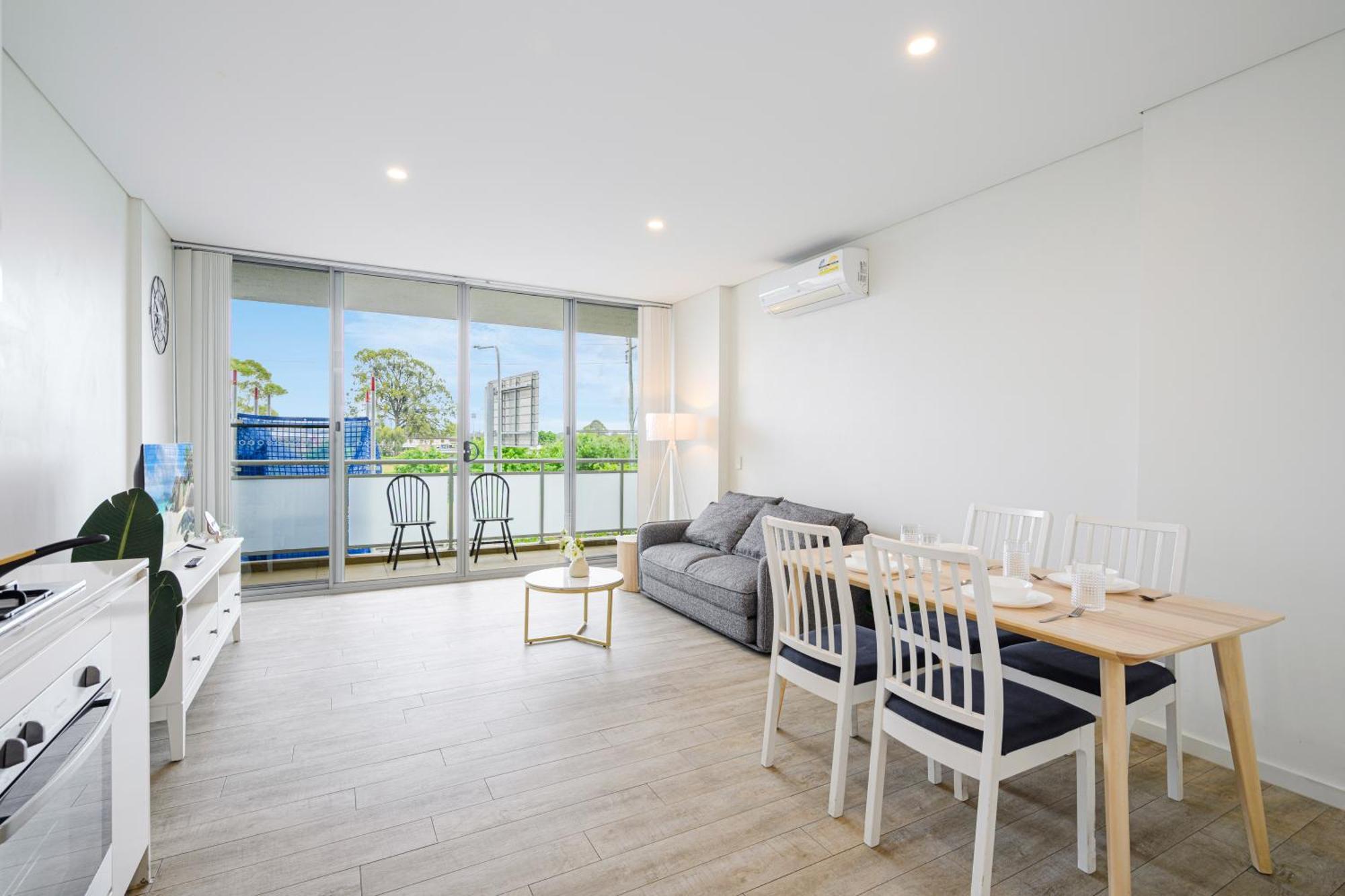 Liverpool Adorable 2Br Apt With Free Parking Warwick Farm Ngoại thất bức ảnh